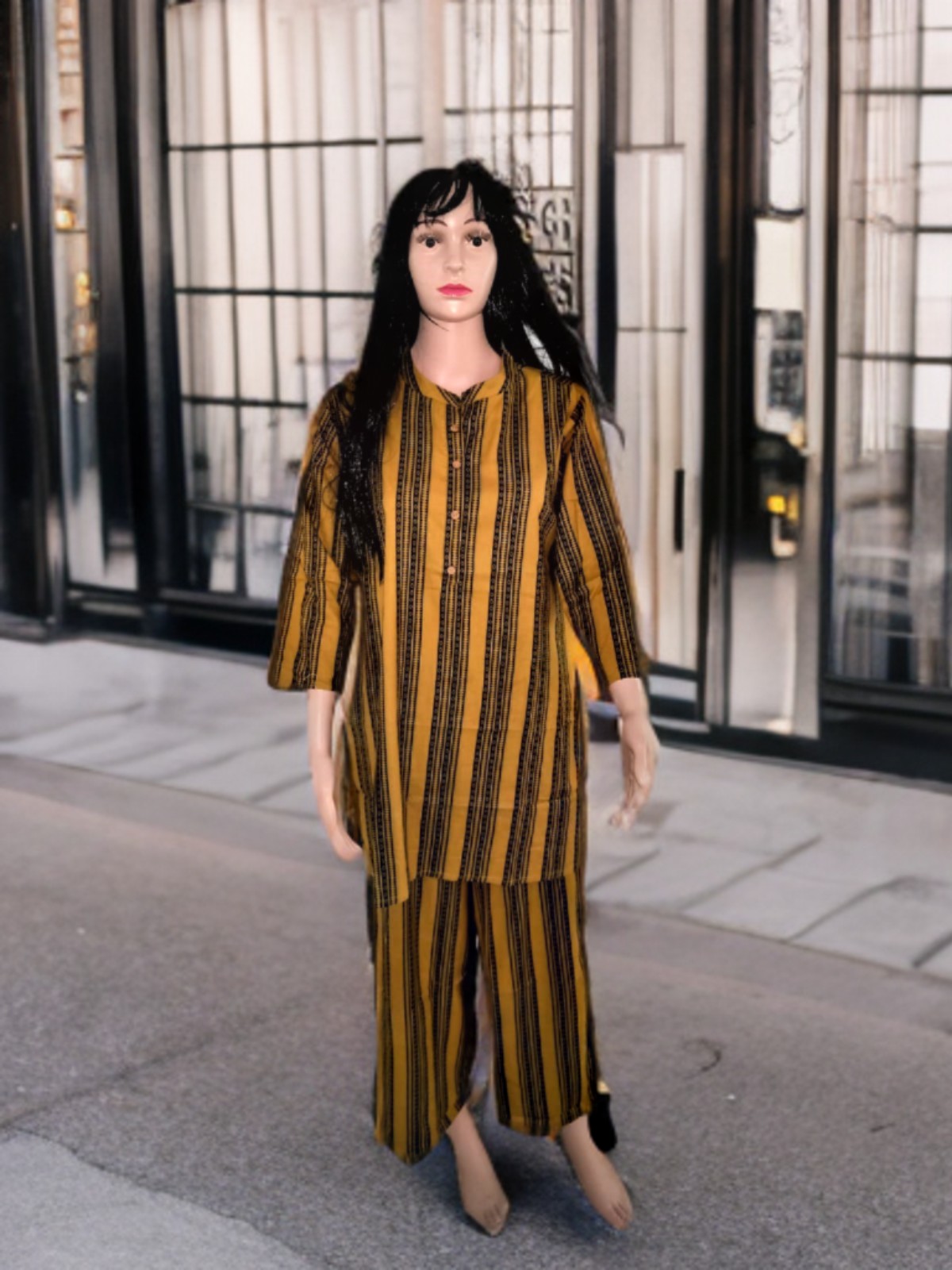 CO-ORD SET MUSTARD AND BLACK